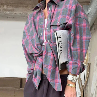 New Vintage Women Oversized Long Sleeve Plaid Shirt Blouse Tops Autumn Winter Button Down Loose Lapel Pocket Shirt Korean Style Quick Pick Grocers