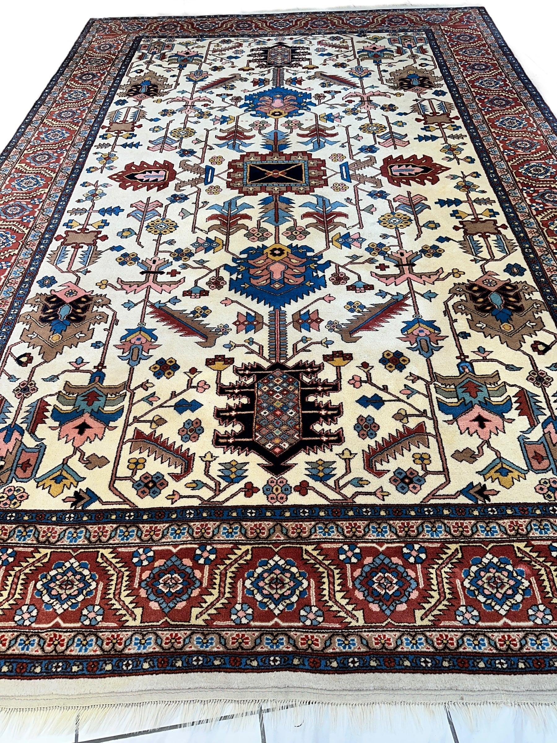 Hand-Knotted Vintage Afghani Serapi Wool Rug – 10'10" x 15'10" – Elegant Traditional Area Rug