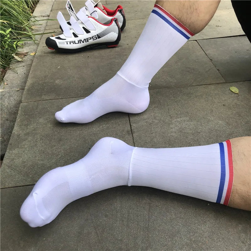 New Summer Breathable Cycling Socks Men Anti Slip Seamless Aero Bike Wearproof Road Calcetines Ciclismo Quick Pick Grocers