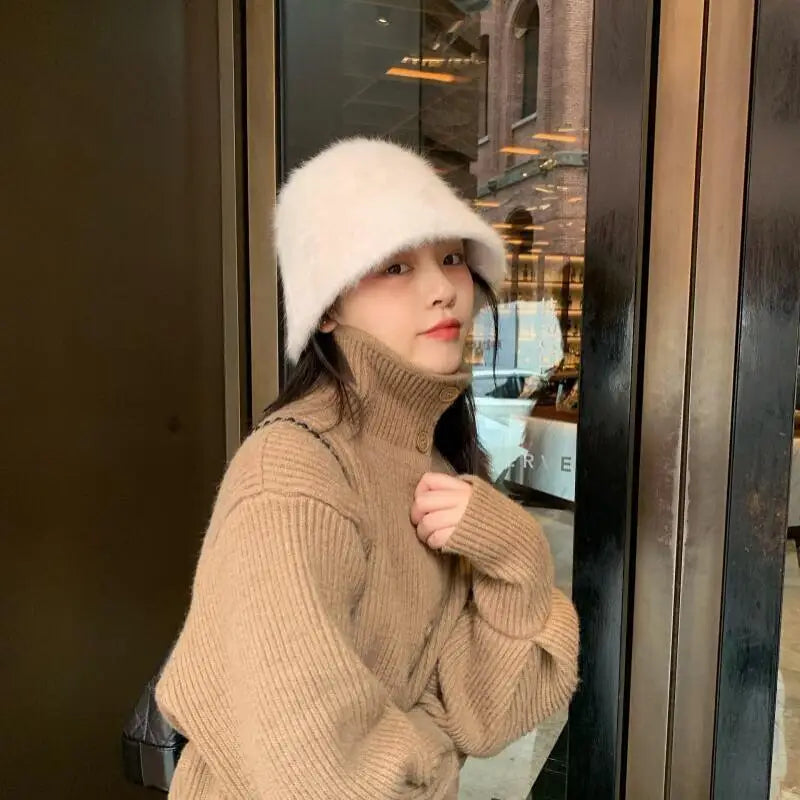 Plush fisherman hat autumn and winter basin hat round head plush high-end feeling face white bucket hat for ladies Purest Peak