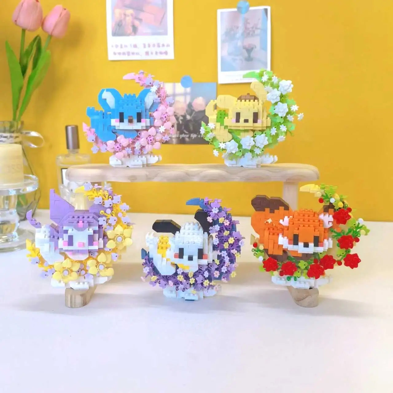 Mini Dog Cat panda raccoon Cute Pet Small Building Block Model Series Ornaments Children's Toy Christmas Birthday Gifts for Kids Purest Peak Salt