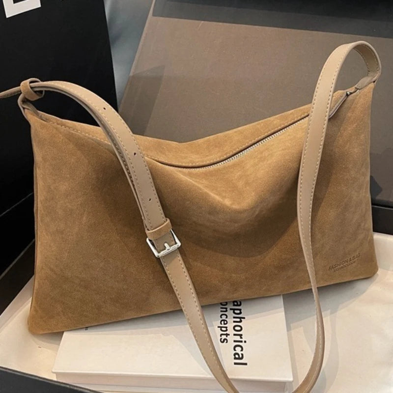 Advanced Retro Bag for Women's 2026 New Textured Frosted Shoulder Bag with Large Capacity Crossbody Commuting Tote Bag Quick Pick Grocers