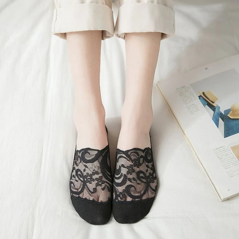New Women Socks Slippers Non-slip Breathable Cute Lace Invisible Socks Sexy Non-slip Cool Thin Socks Fashion Black Boat Socks Quick Pick Grocers