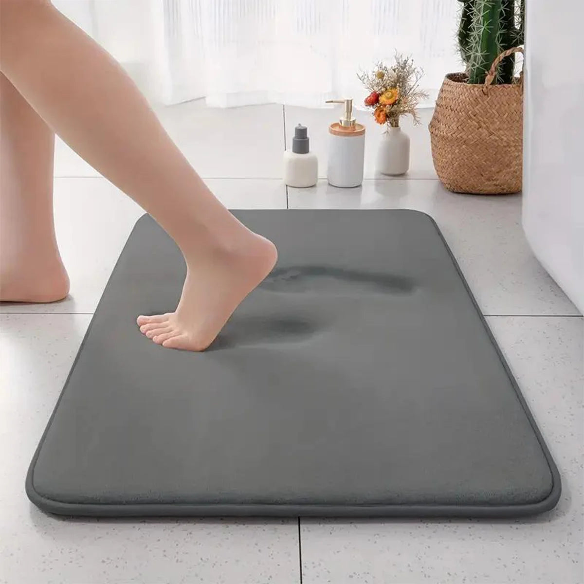 Thickened solid color absorbent carpet flannel bathroom floor mat bathroom entrance non-slip door mat Quick Pick Grocers