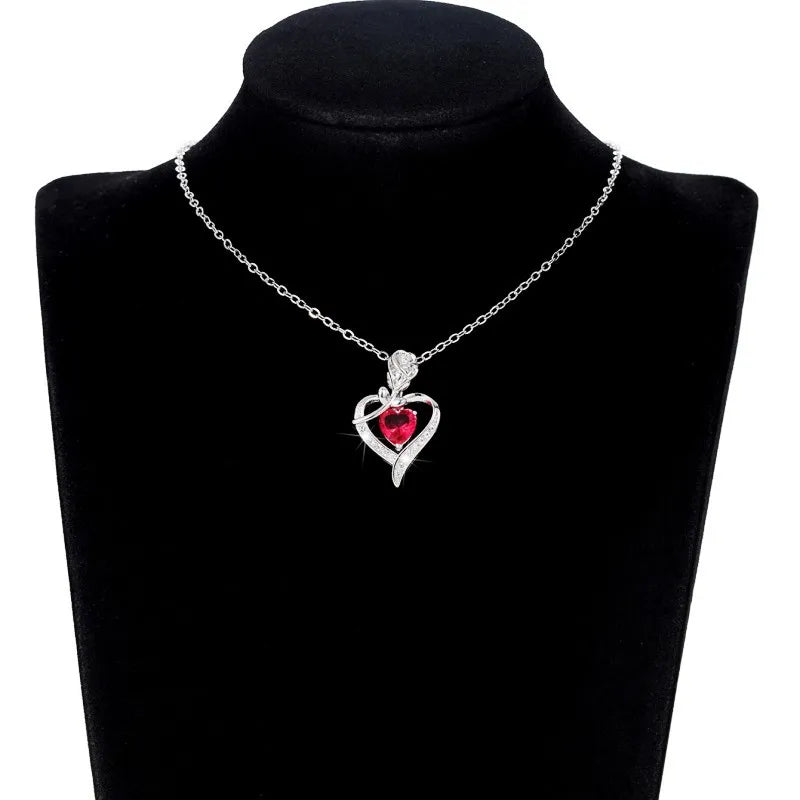 Elegant Style Heart shaped Pendant Necklace Hollow Design Mother's Day Gift Party Suitable for Best Friends Without Box Quick Pick Grocers