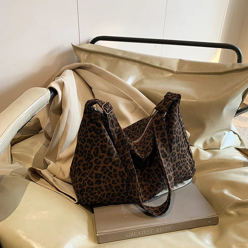 Trendy Casual Soft Textile Women's Shoulder Bag Large Capacity Leopard Print Female Retro Crossbody Bag For Commute Outings Quick Pick Grocers