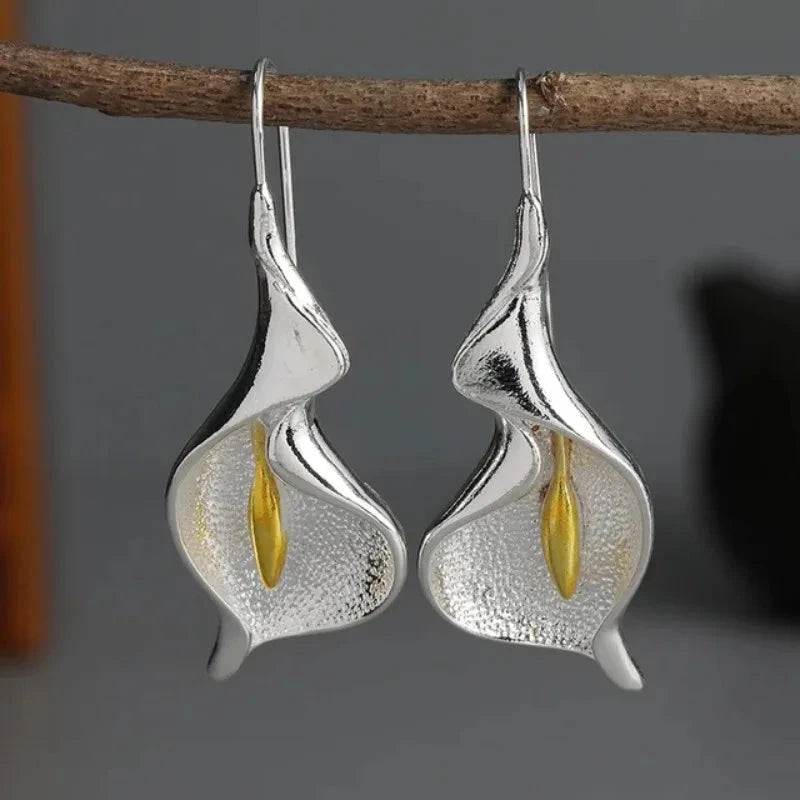 Exquisite Blooming Flower Hook Earrings Simple Accessories Gold Silver Color Plant Dangle Earrings for Women Jewelry Econic Blanks