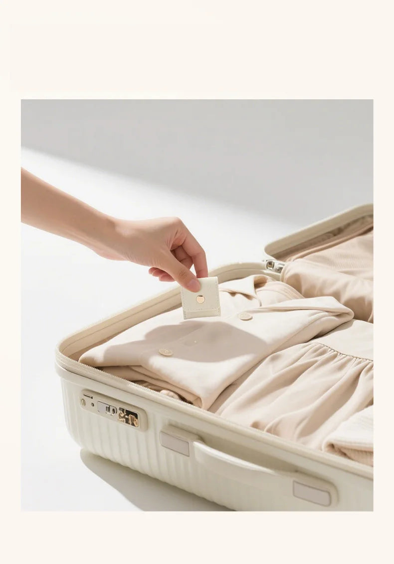Fashion Velvet Jewelry Display Bag Container Foldable Necklace Ring Packing Bag Storage Case Earrings Organizer Jewelry Packing Quick Pick Grocers
