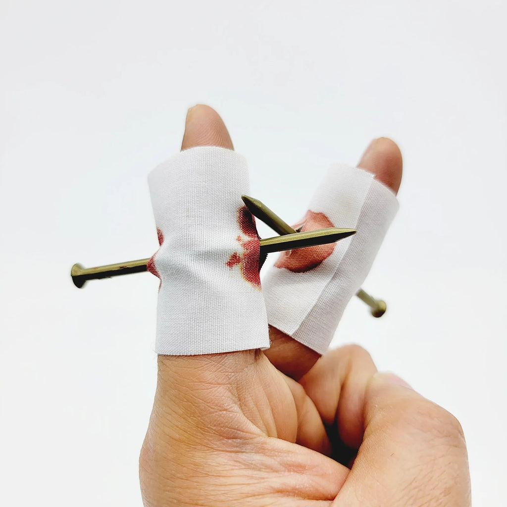 5Pcs Fool Toys Blood Prank Magic Prop Joke Fake Nail Through Finger Magic Funny Gadgets Magic Trick toys Econic Blanks