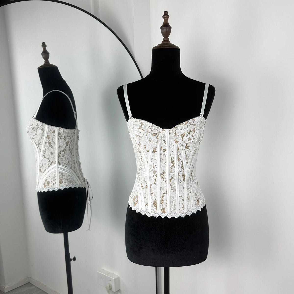 Tuularose Summer Women's Camisole Fashion Print Lace Patchwork Sleeveless Lace-up Tops New Party Hot Girl Streetwear Female Tops Quick Pick Grocers