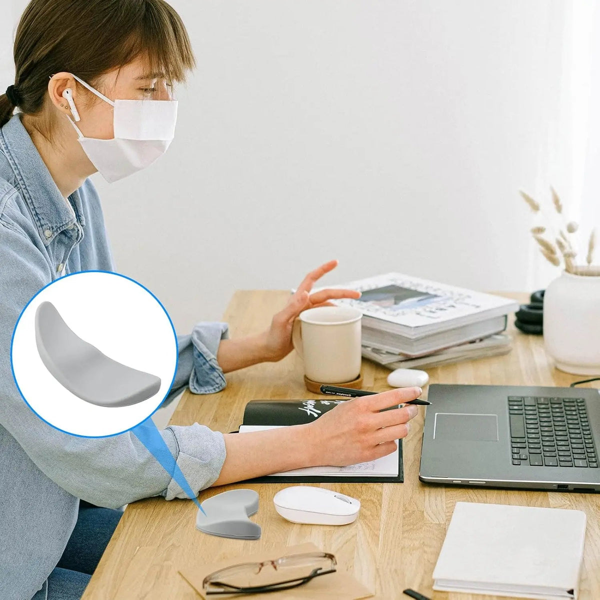 Gliding Wrist Rest, Ergonomic Wrist Rest for Mouse Gliding Palm Rest for Right  Relieve Hand Fatigue for Office Work Gaming Quick Pick Grocers