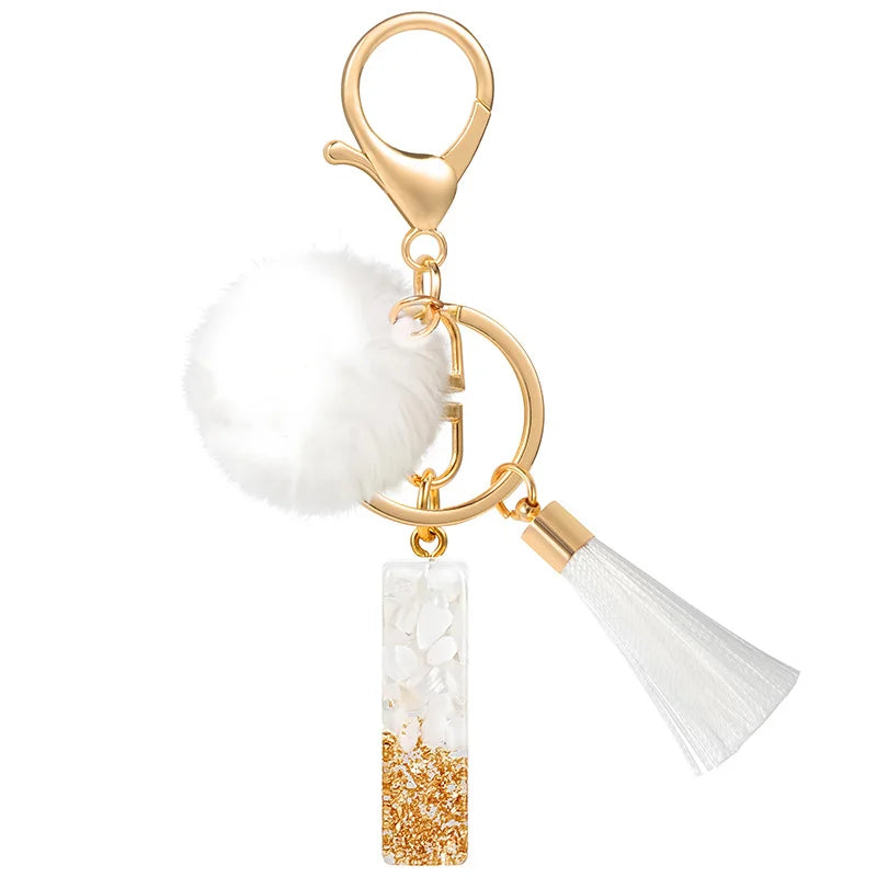 Creative Resin Initials White Fringe Fur Ball Women Keychain A-Z Letter Pendant Handbag Decor Car Key Ring Jewelry Gift Quick Pick Grocers