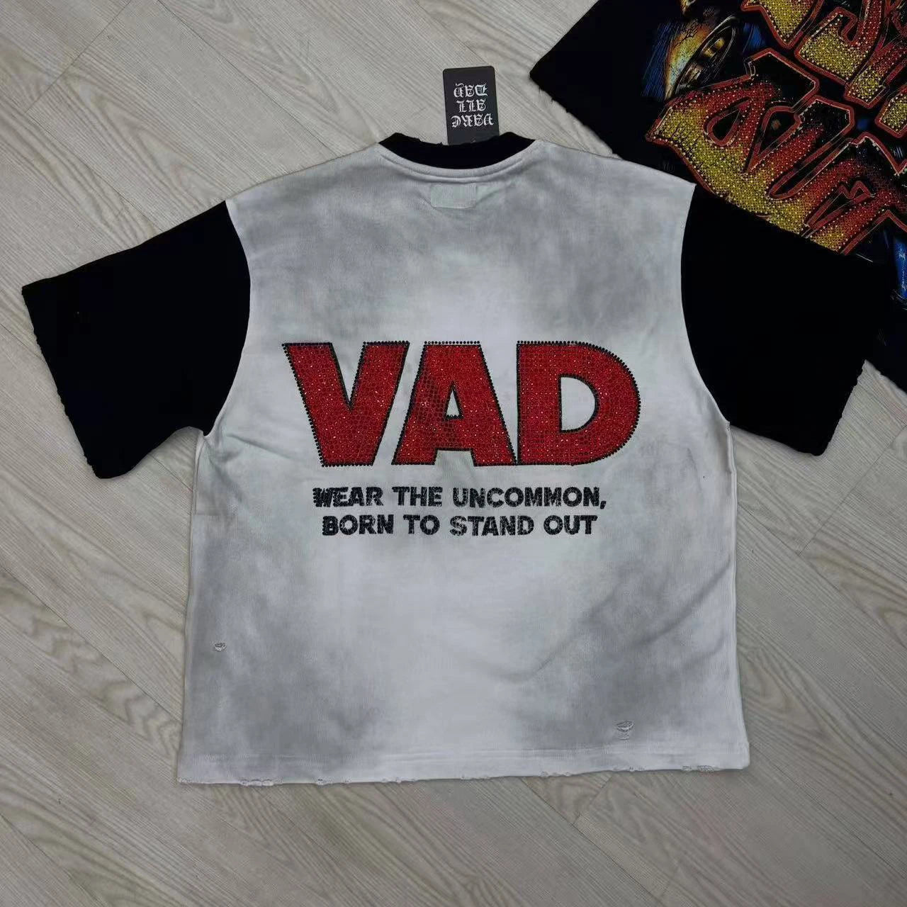 2026 New Fashion Streetwear Shinning Diamond Baggy Tshirts for Men and Women Short Sleeve Rhinestone Cotton Top Tees Oversized Quick Pick Grocers