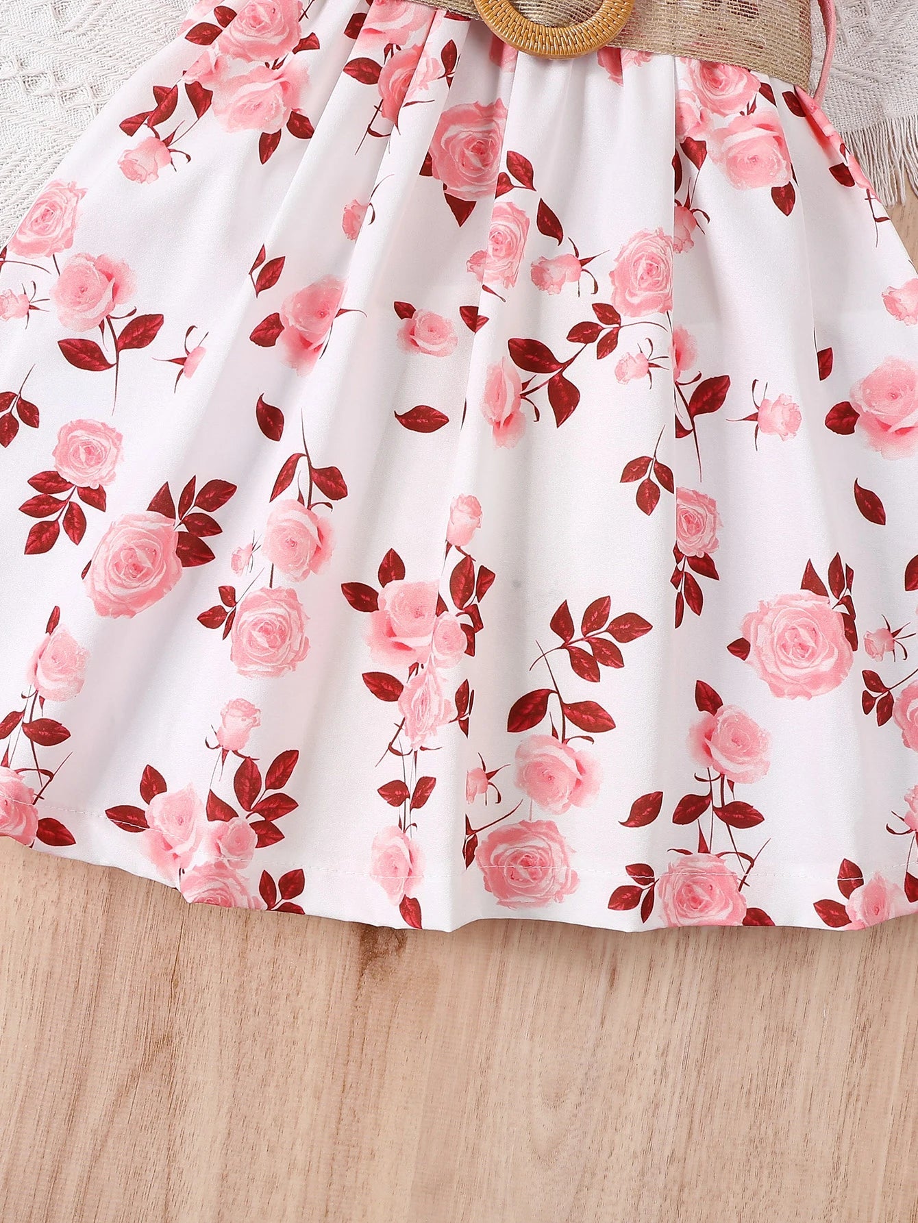 Girl's casual romantic floral print with ruffled edges and small flying sleeves, waist cinching dress (including belt), summer Quick Pick Grocers