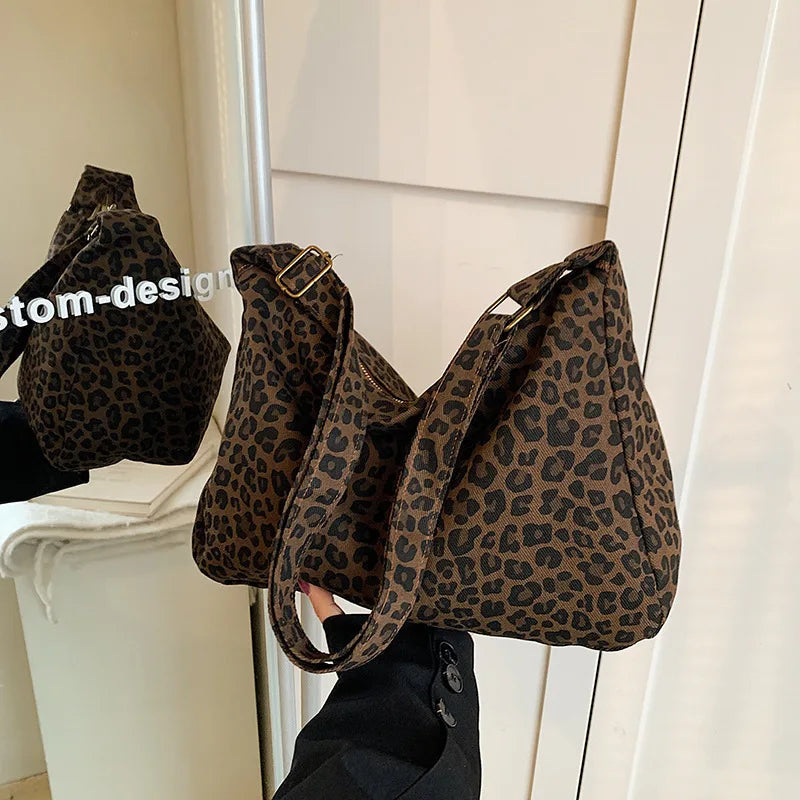 Trendy Casual Soft Textile Women's Shoulder Bag Large Capacity Leopard Print Female Retro Crossbody Bag For Commute Outings Quick Pick Grocers