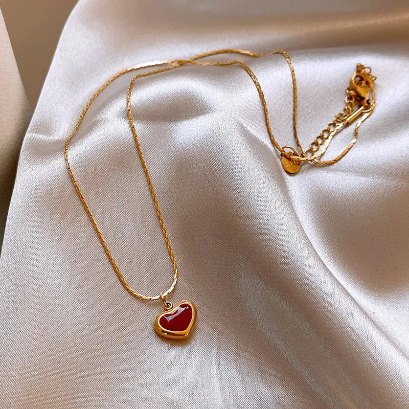 2025 Mothers Day Red Heart Pendant Stainless Steel Gold Color Chain Necklace for Women Non Fading Jewelry Sweet Accessories Gift Quick Pick Grocers