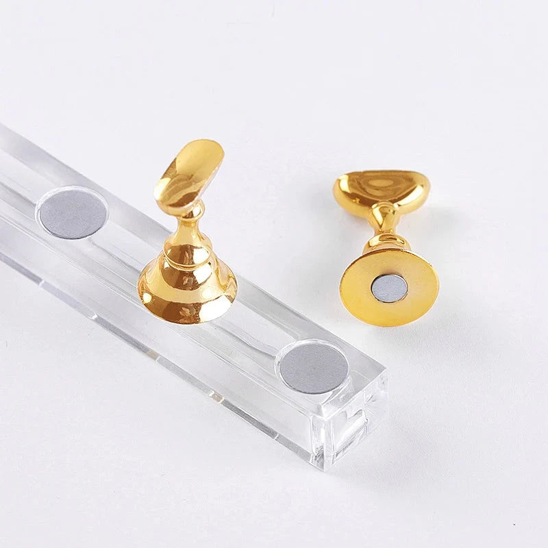 5/30pcs/Set Magnetic Nail Holder False Nail Tip Practice Stand Crystal Base Holder Nail Art Display For Art Salon DIY & Practice Econic Blanks