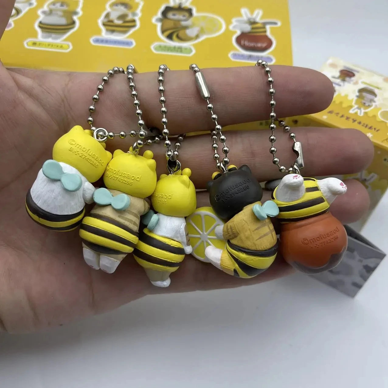 New Mofusand Bee Shaped Blind Box Twisted Egg Bee Cat Anime Figure Ornament Cute Doll Handmade Model Decor Toy Kid Birthday Gift Econic Blanks