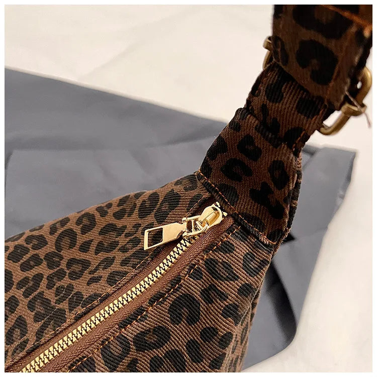 Trendy Casual Soft Textile Women's Shoulder Bag Large Capacity Leopard Print Female Retro Crossbody Bag For Commute Outings Quick Pick Grocers