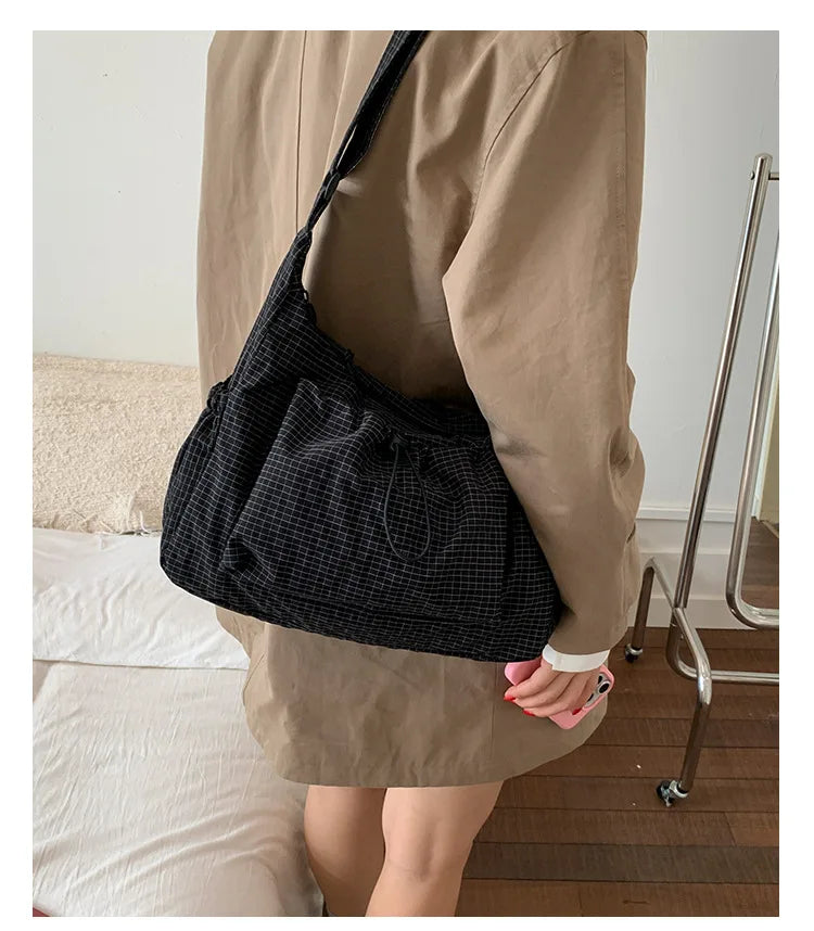 Korean Nylon Shoulder Bags Fashion Simple Plaid Zipper Tote Drawstring Pleated Cloud Bags New Commuter Crossbody Shoulder Bag Quick Pick Grocers