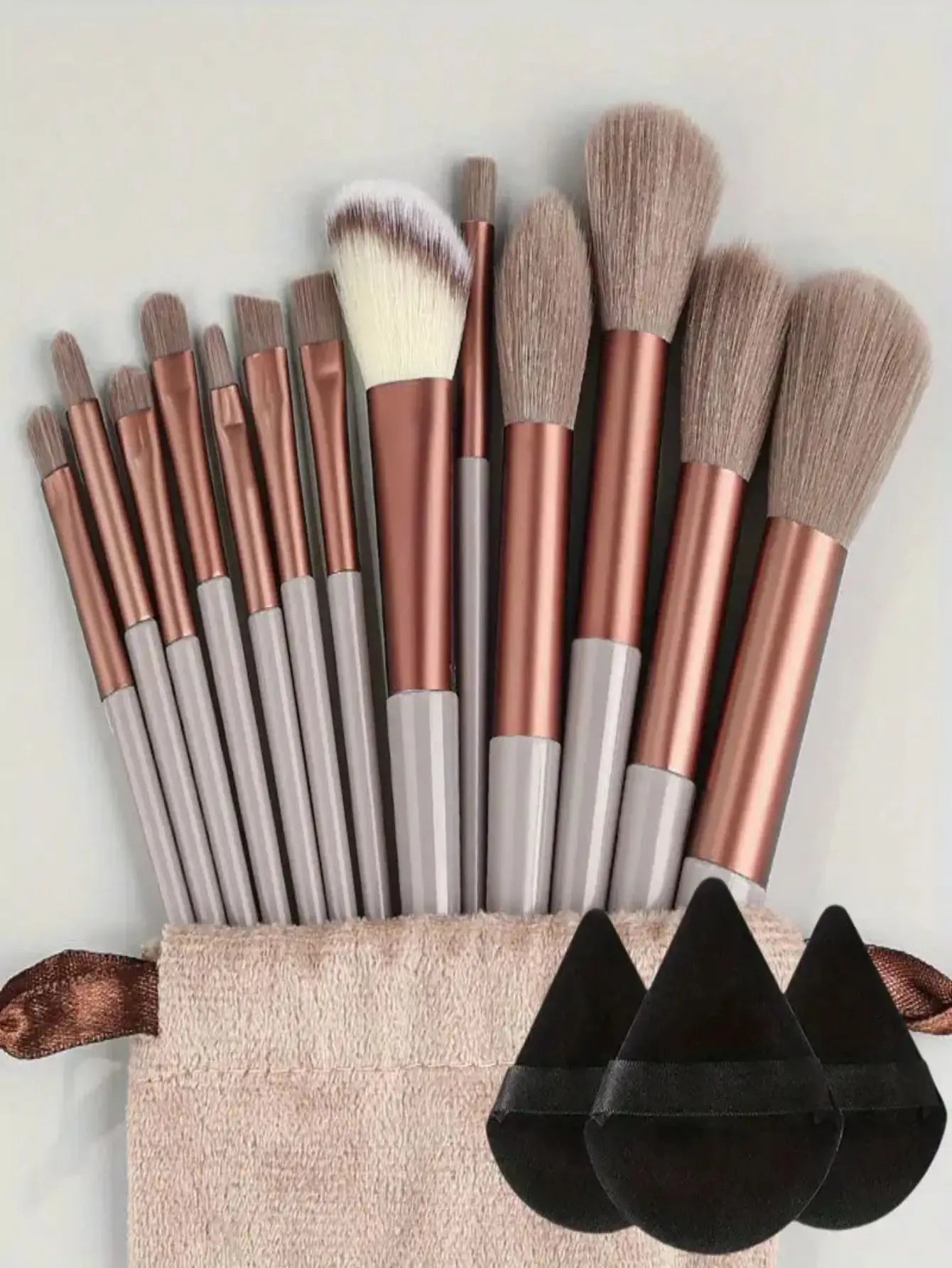 Makeup Brush Set Soft Fluffy Professiona Cosmetic Foundation Powder Eyeshadow Kabuki Blending Make Up Brush Beauty Tool Makeup Econic Blanks