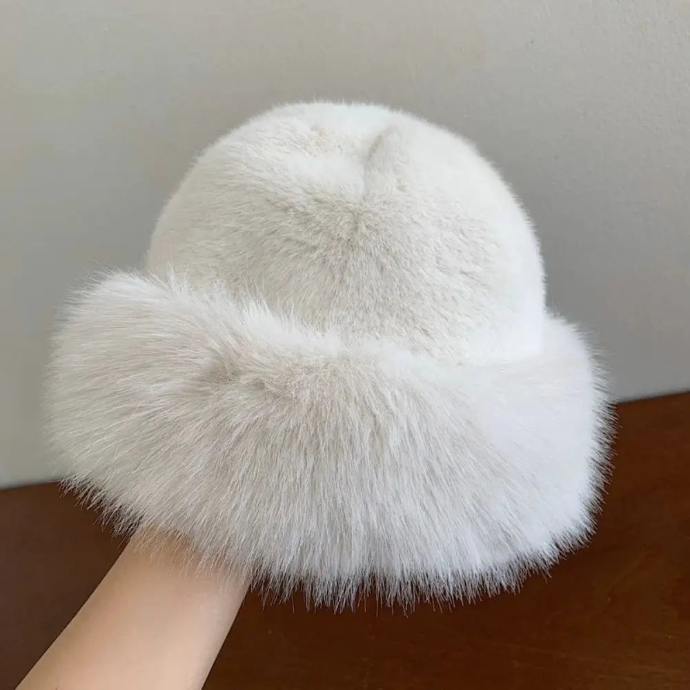 Hot Sale Fur Hat Women Warm Snow Ski Cap Female Faux Fox Fur Thick Warm Winter Hat Lady Windproof Russian Hat Ear Warmer Bonnet Purest Peak
