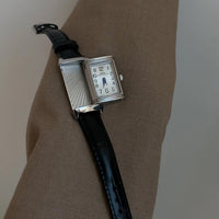 2025 Hot Sale Retro Niche Temperament Slide Design Leather Quartz Square Exquisite and Versatile Digital Watch 21mm Quick Pick Grocers