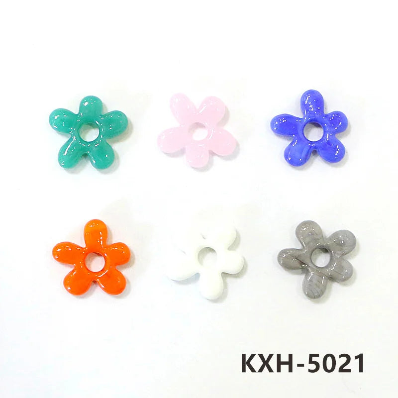 6pcs Irregular Shape Cute Mini Glass Flower Ornament Christmas Wedding Party Decor Supplies DIY Girl Jewelry Pendant Accessories Quick Pick Grocers