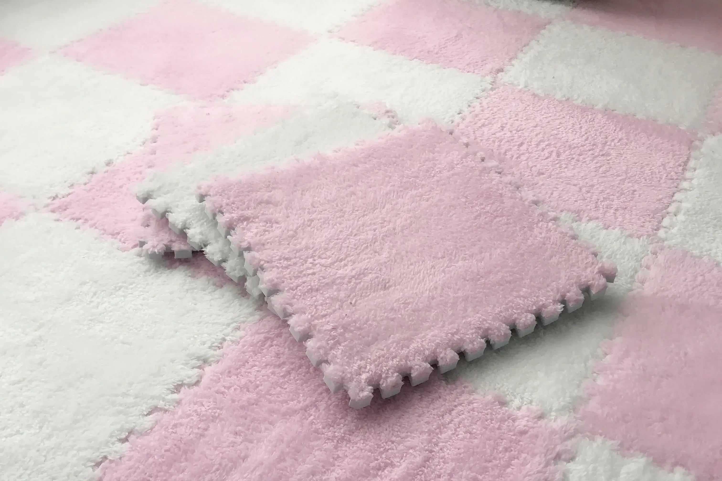 30*30CM Soft Plush Children Kids Rug Play Mat Puzzle Carpet Warm Playmat Interlocking Exercise Tiles Floor Carpet Decoration Mat Quick Pick Grocers