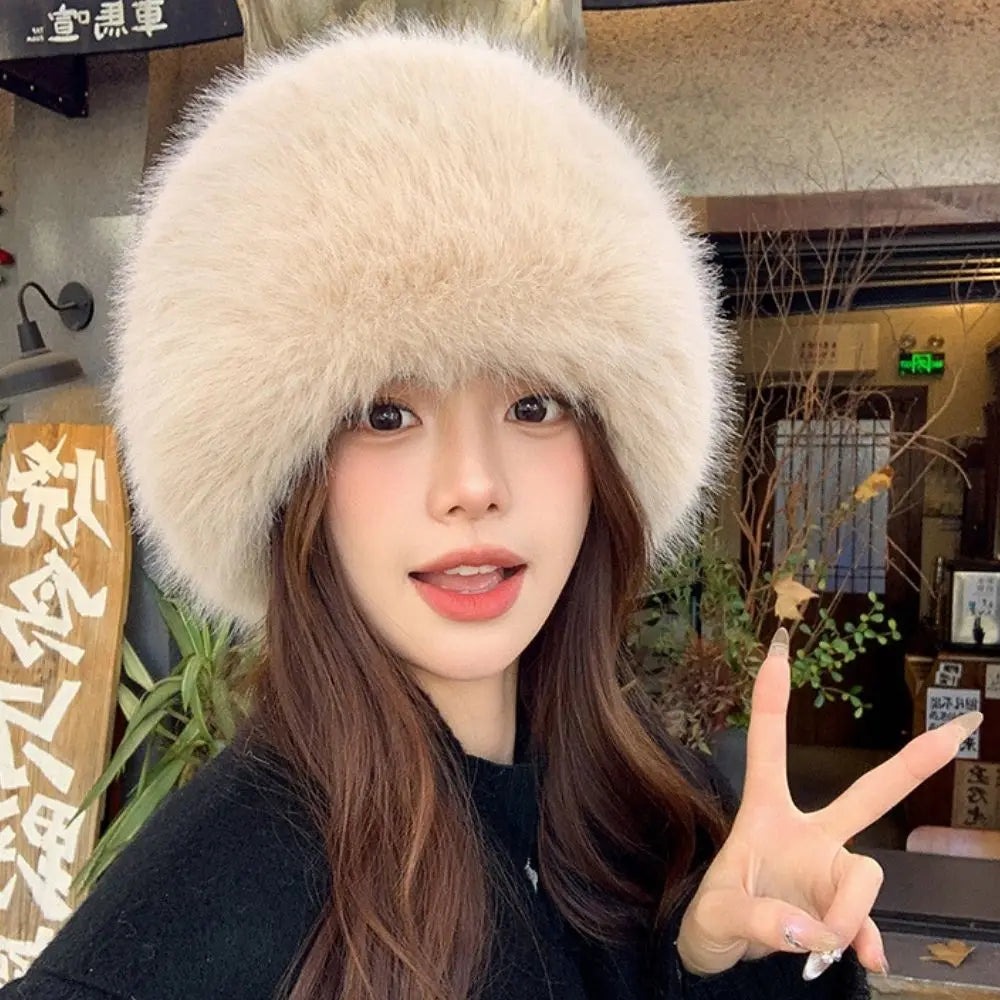 Hot Sale Fur Hat Women Warm Snow Ski Cap Female Faux Fox Fur Thick Warm Winter Hat Lady Windproof Russian Hat Ear Warmer Bonnet Purest Peak