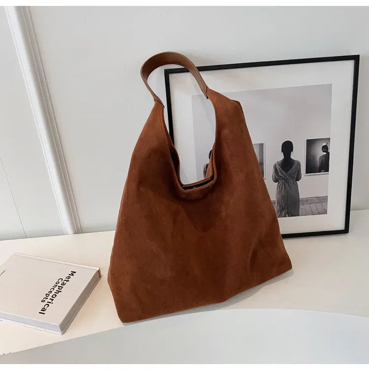 Autumn and Winter Vintage Women's Bag Large Capacity Suede Shoulder Bag Solid Color Simple Casual Commuter Bag Retro Handbags Quick Pick Grocers