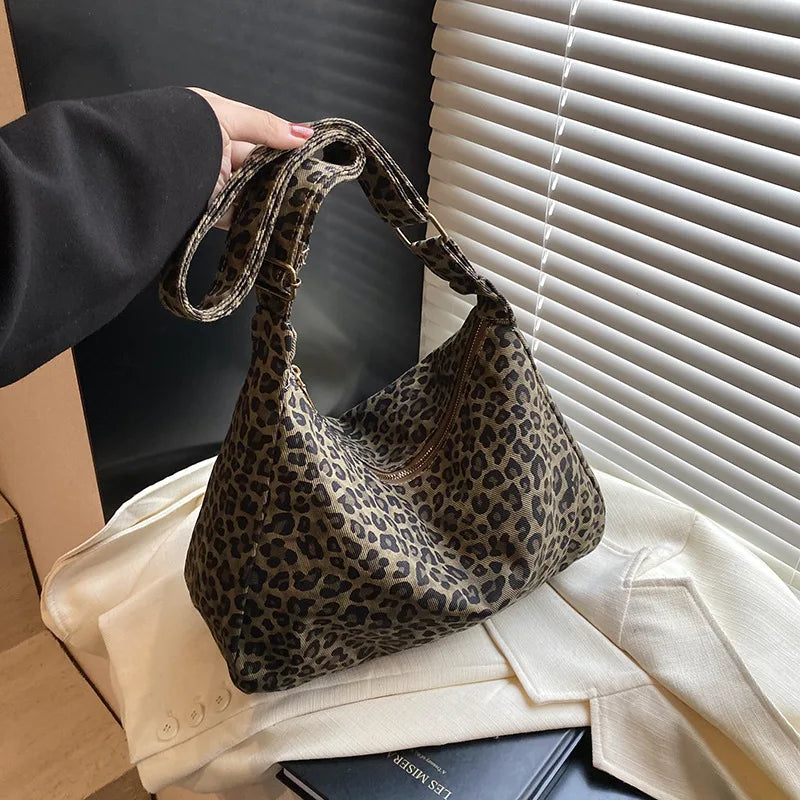 Trendy Casual Soft Textile Women's Shoulder Bag Large Capacity Leopard Print Female Retro Crossbody Bag For Commute Outings Quick Pick Grocers