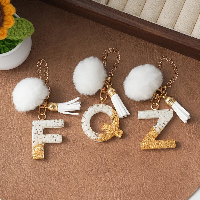 Creative Resin Initials White Fringe Fur Ball Women Keychain A-Z Letter Pendant Handbag Decor Car Key Ring Jewelry Gift Quick Pick Grocers