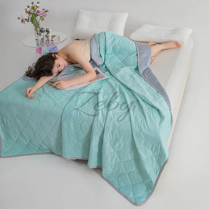 Grade A Cooling Summer Blanket for Bed Soft Breathable King Summer Quilt Queen Air Condition Comforter Lightweight Cool Duvet Quick Pick Grocers