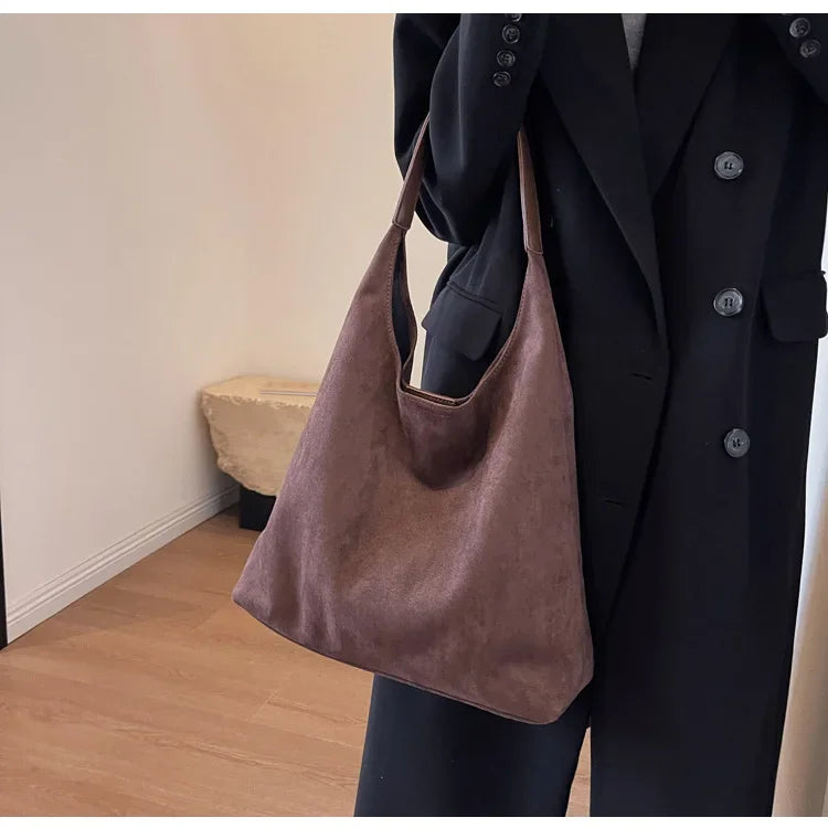 Autumn and Winter Vintage Women's Bag Large Capacity Suede Shoulder Bag Solid Color Simple Casual Commuter Bag Retro Handbags Quick Pick Grocers