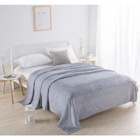 2025 new solid color simple plush blanket multi-functional Farley plush thickened warm blanket Purest Peak