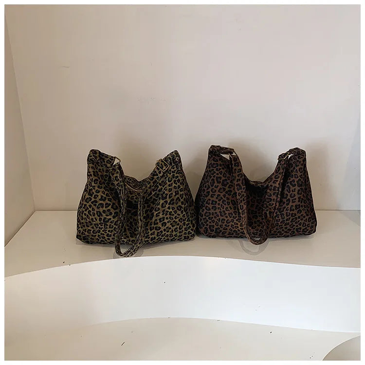 Trendy Casual Soft Textile Women's Shoulder Bag Large Capacity Leopard Print Female Retro Crossbody Bag For Commute Outings Quick Pick Grocers