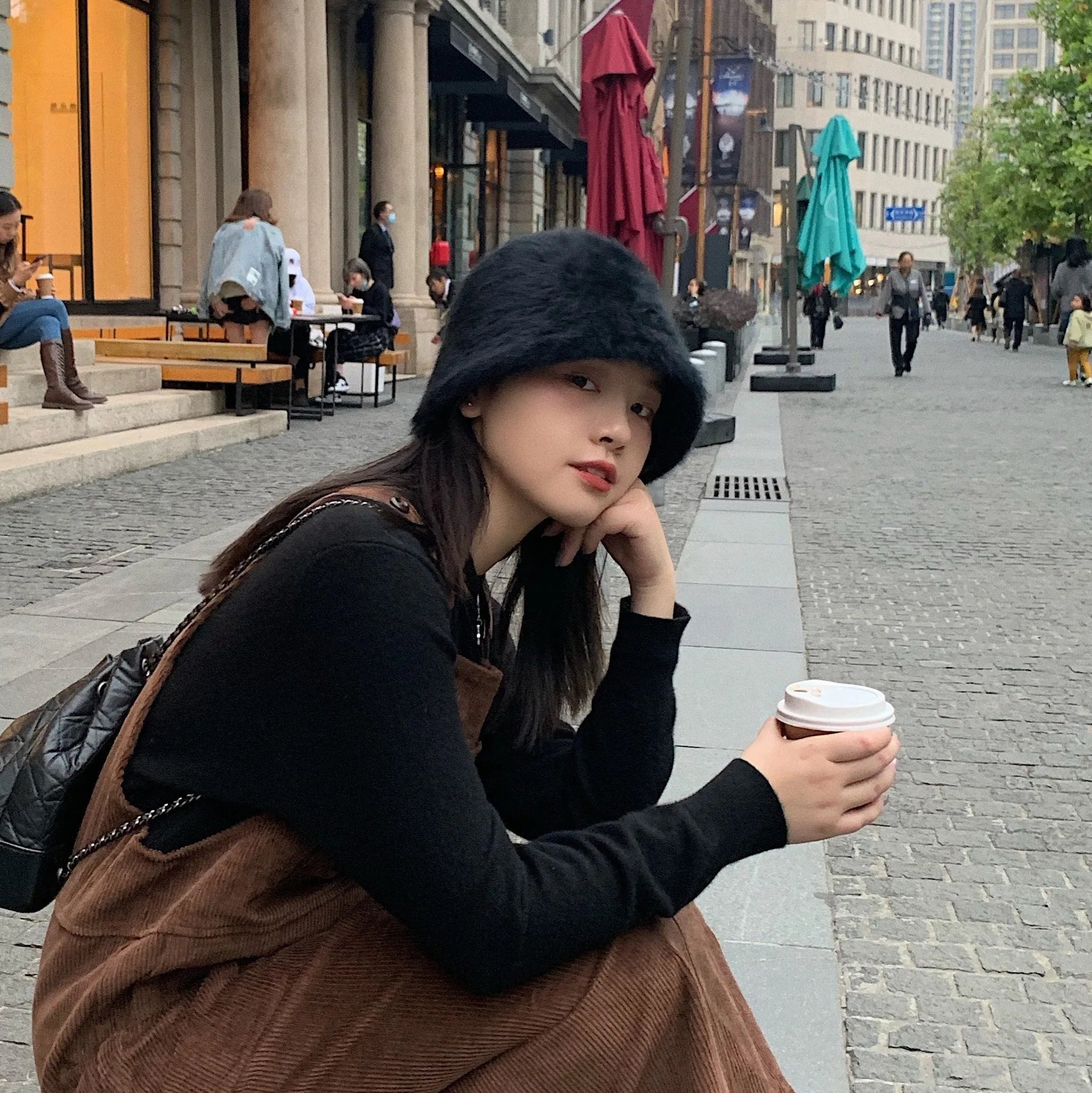 Plush fisherman hat autumn and winter basin hat round head plush high-end feeling face white bucket hat for ladies Purest Peak