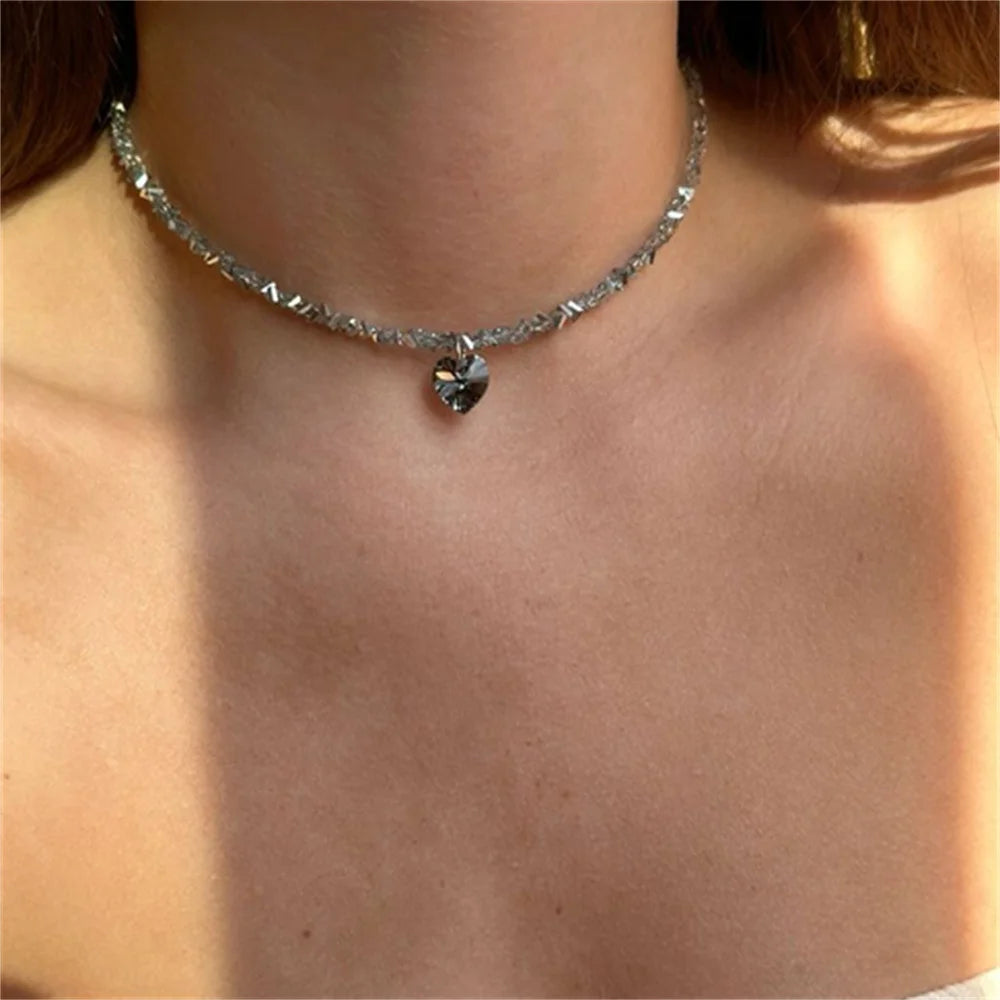 Fashion Vintage Sexy Zircon Heart Pendant Necklace For Women Female Boho Geometric Baroque Transparent Crystal Chain Jewelry Quick Pick Grocers