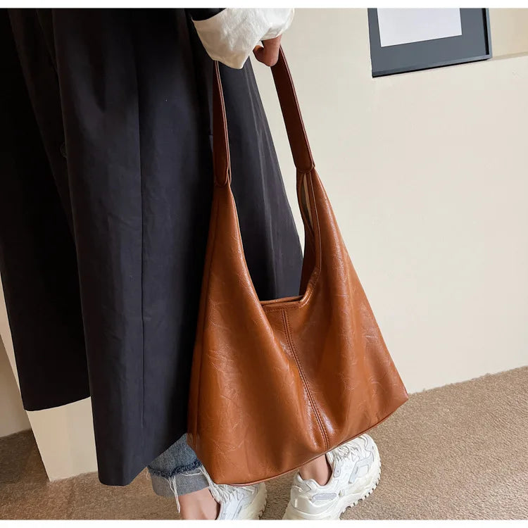 Autumn and Winter Vintage Women's Bag Large Capacity Suede Shoulder Bag Solid Color Simple Casual Commuter Bag Retro Handbags Quick Pick Grocers