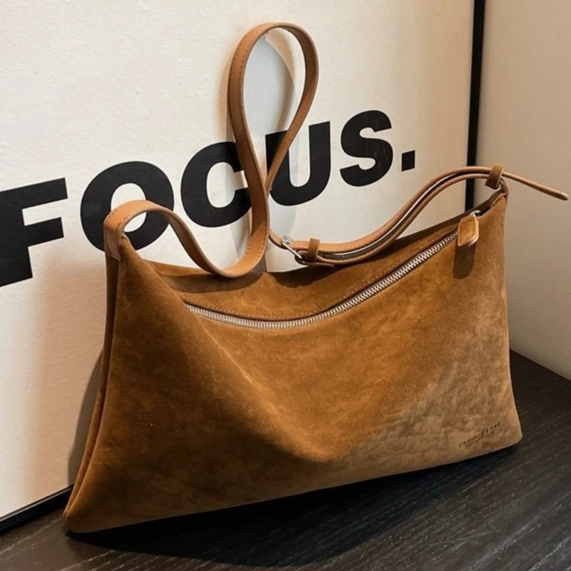 Advanced Retro Bag for Women's 2026 New Textured Frosted Shoulder Bag with Large Capacity Crossbody Commuting Tote Bag Quick Pick Grocers