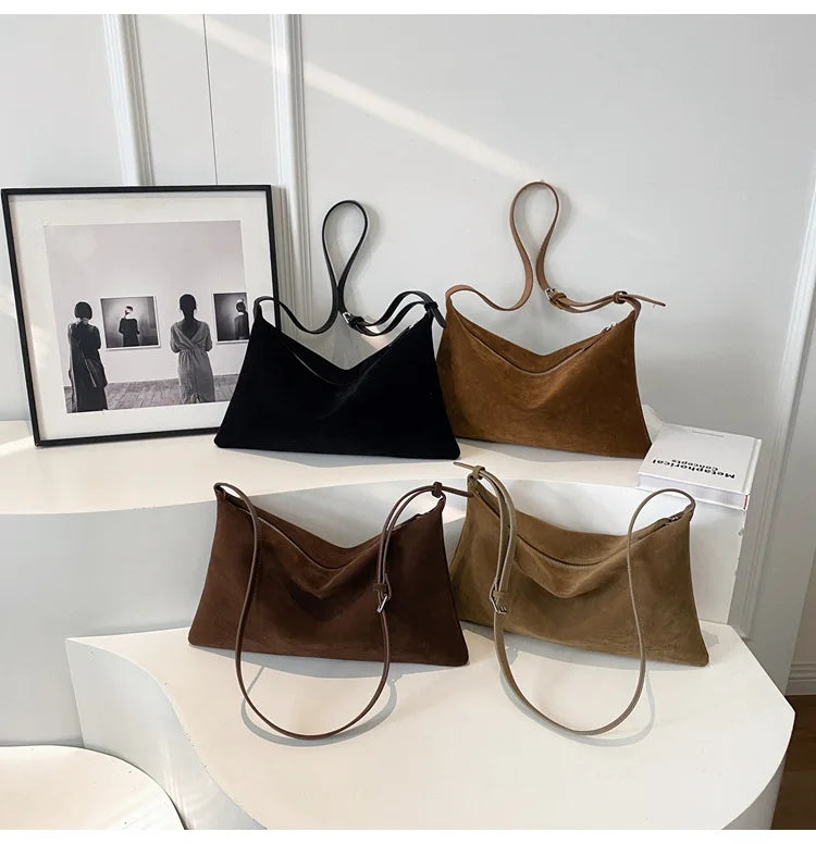 Advanced Retro Bag for Women's 2026 New Textured Frosted Shoulder Bag with Large Capacity Crossbody Commuting Tote Bag Quick Pick Grocers