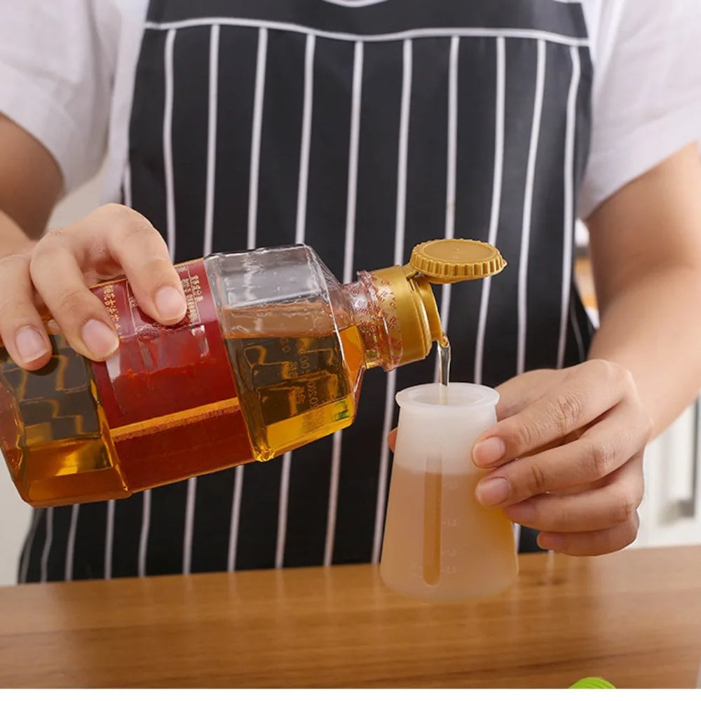 LeMeenQ Silicone Oil Cruet Oil Brush With Bottle Brush, Portable Oil Brushes Liquid Oil Pastry Kitchen Baking Tool, for BBQ Quick Pick Grocers