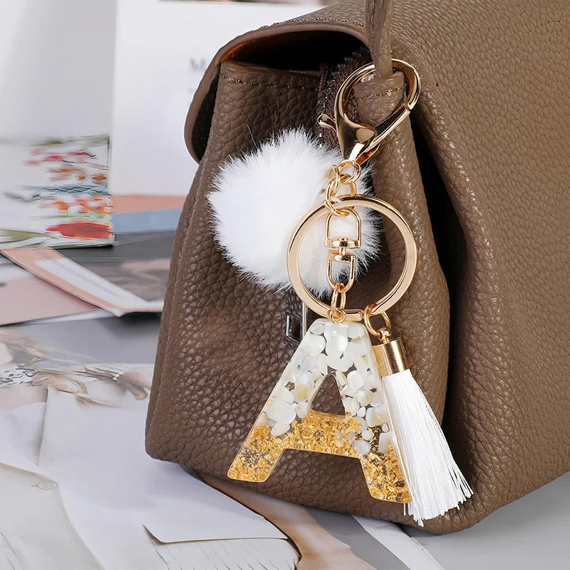 Creative Resin Initials White Fringe Fur Ball Women Keychain A-Z Letter Pendant Handbag Decor Car Key Ring Jewelry Gift Quick Pick Grocers