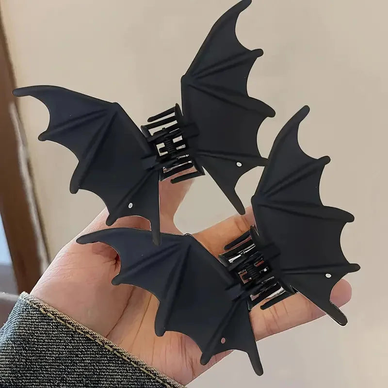 Gothic Bat Hair Clip Halloween Matte Black Gothic Punk-Style Animal Print Hairpin for Women, Elegant Party Hair Accessory Quick Pick Grocers