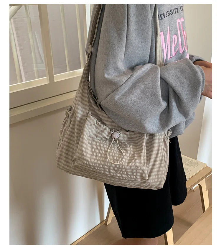 Korean Nylon Shoulder Bags Fashion Simple Plaid Zipper Tote Drawstring Pleated Cloud Bags New Commuter Crossbody Shoulder Bag Quick Pick Grocers
