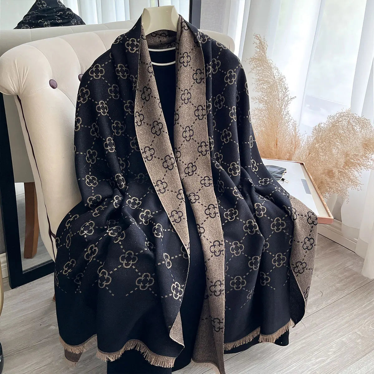 Elegant Ladies Muslim Hijab Golden Thread Scarves With Spring and Autumn Sun Protection Scarf Decoration Shawl Wrap Headscarf Quick Pick Grocers