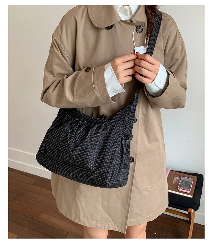 Korean Nylon Shoulder Bags Fashion Simple Plaid Zipper Tote Drawstring Pleated Cloud Bags New Commuter Crossbody Shoulder Bag Quick Pick Grocers