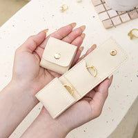 Fashion Velvet Jewelry Display Bag Container Foldable Necklace Ring Packing Bag Storage Case Earrings Organizer Jewelry Packing Quick Pick Grocers