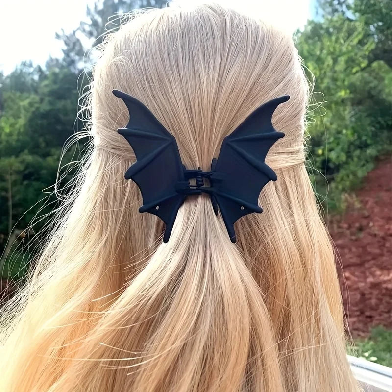 Gothic Bat Hair Clip Halloween Matte Black Gothic Punk-Style Animal Print Hairpin for Women, Elegant Party Hair Accessory Quick Pick Grocers